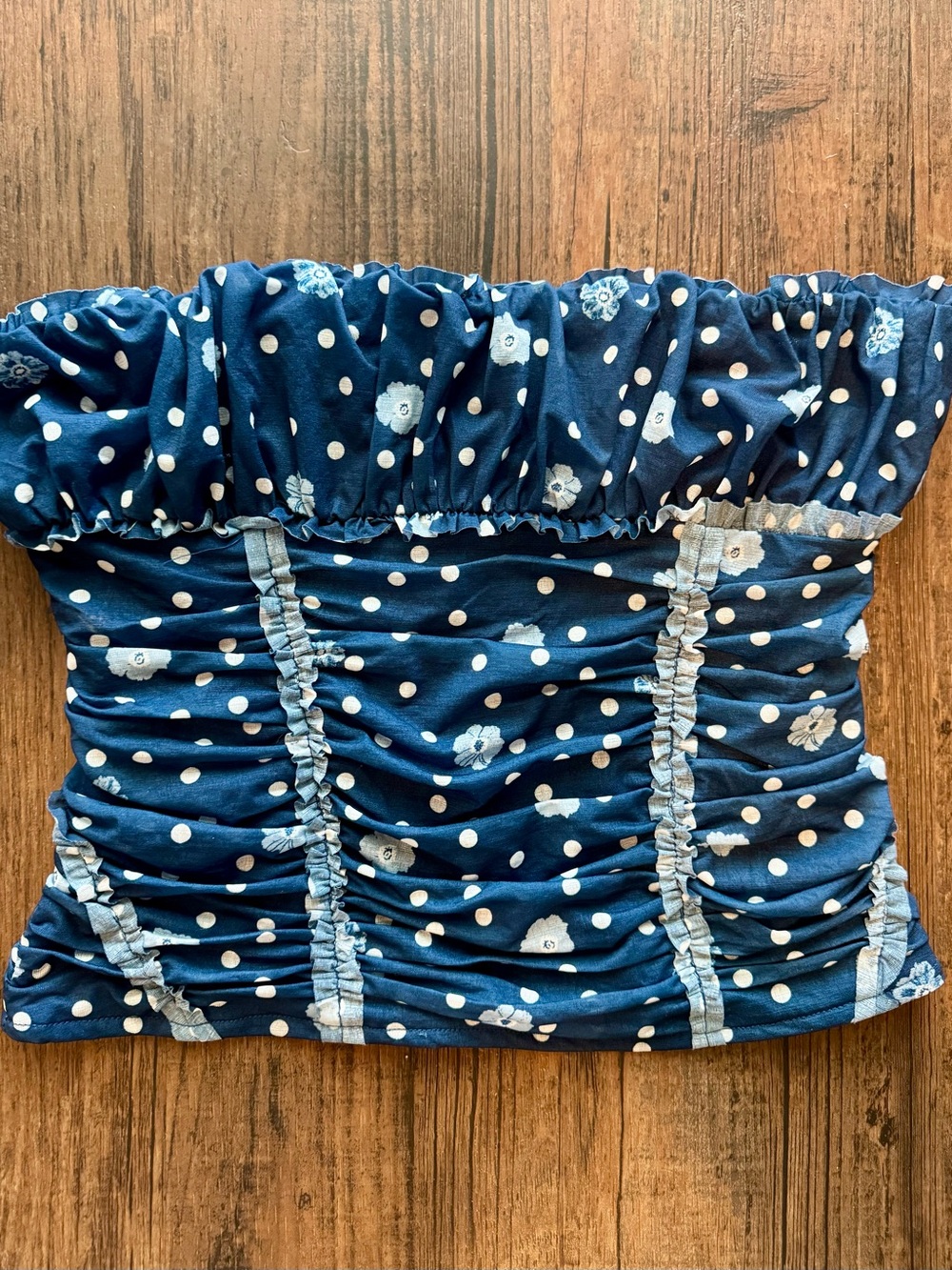 NWT Free People Scottie Floral Mesh Ruffle Tube Top Sz S
Smocked Tank